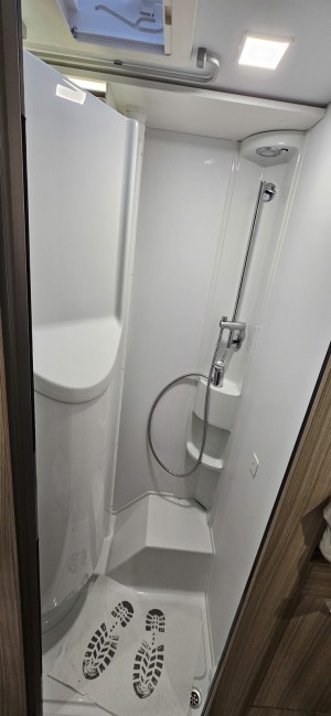 Les photos ADRIA COMPACT DL 60 Y