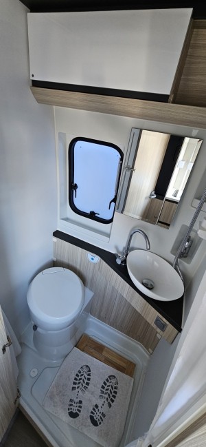 Les photos du&nbsp;Chausson V594 First Line